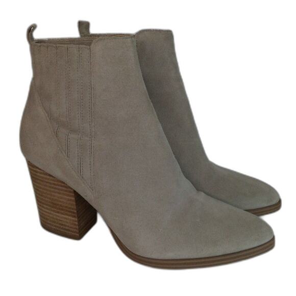 Marc Fisher Alva Suede Beige Pull On Bootie Ankle Height Pointed Toe Size 8.5 - Picture 2 of 10